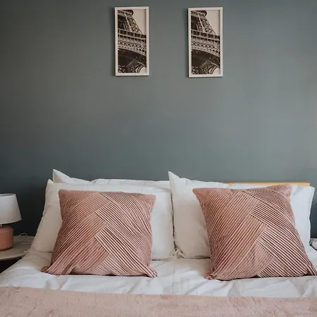 Hébergement de vacances Chique Abode - Parking - 8mins To City Manchester