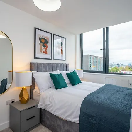 2 Bed - 5 Mins From Old Trafford Apartman *