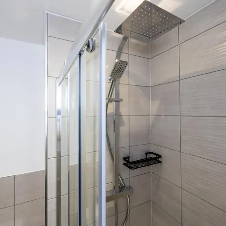 Luxurious Stylish In Old Trafford Appartement