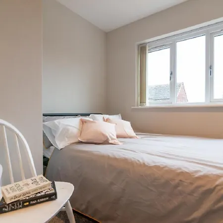Hébergement de vacances Contractor Sleeps 6 - 11 - Airport