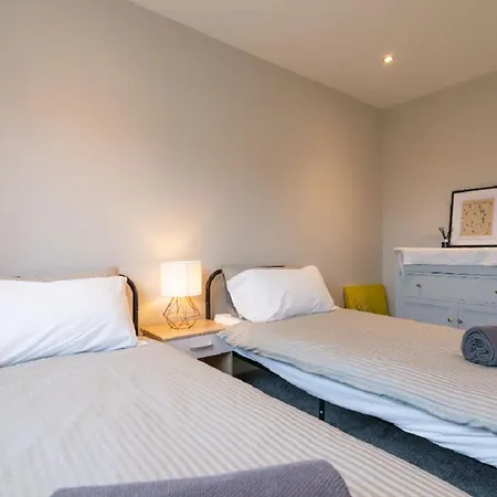 Hébergement de vacances Contractor Sleeps 6 - 11 - Airport Manchester