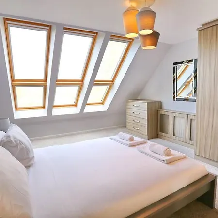 Luxurious Townhouse In 曼彻斯特