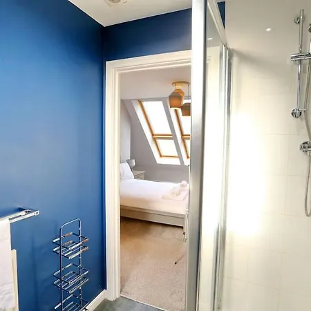 Luxurious Townhouse In 度假居