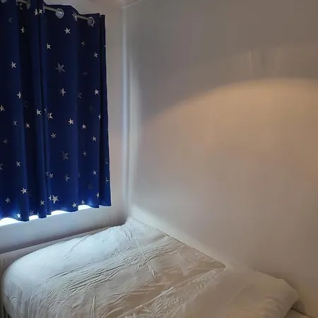 Casa de Férias Serene 3br With Free Parking Manchester