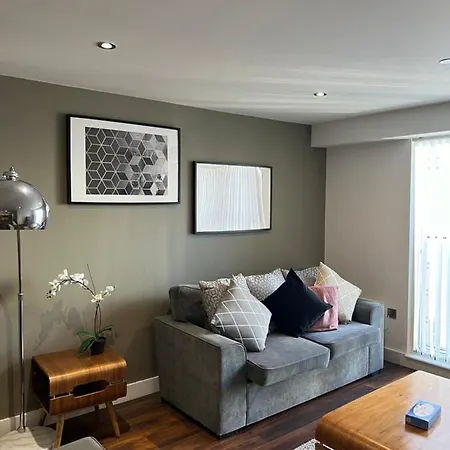 Stunning Centre Apartment! Ideal For Small Groups Daire