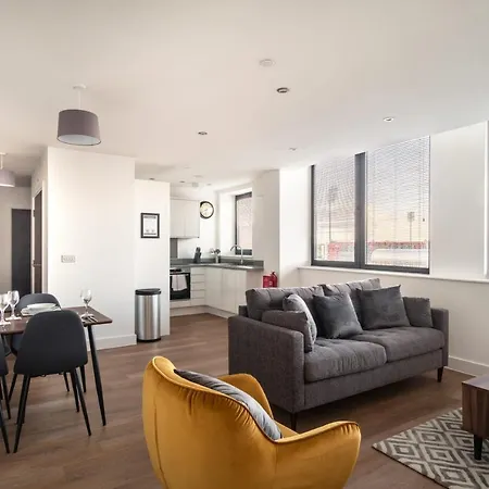Modern & Bright 2 Bed By Old Trafford Mánchester