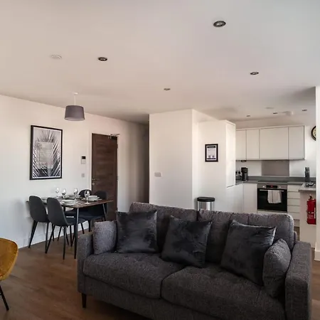 Apartamento Modern & Bright 2 Bed By Old Trafford Mánchester