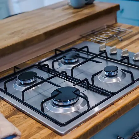 Casa de Férias Spacious Near United Stadium - Pass The Keys *