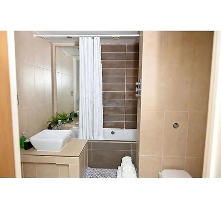 In A Flat 曼彻斯特