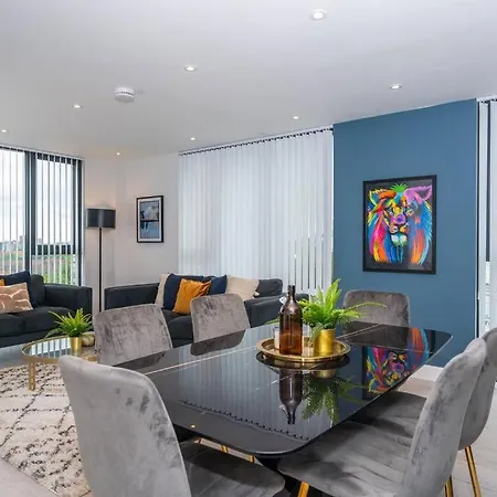 Lägenhet Stunning Brand New 3 Bed By Valore Services