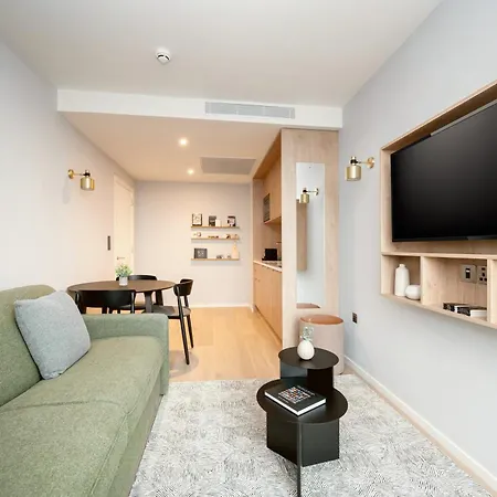 Aparthotel Wilde Centre 4*