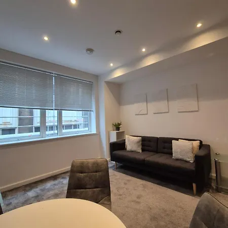 Modern 1- Bed In Centre Apartment Manchester