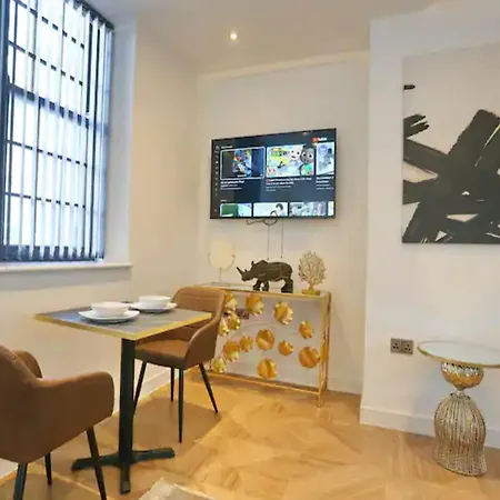 Renovated Flat With King Bed In The Heart Of Manc - Pass The Keys Lägenhet *
