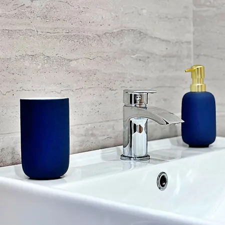 Full In Heywood Street Near Cheetham Hill Ferienhaus Manchester