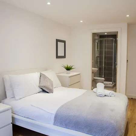 Luxury 2 Bed
