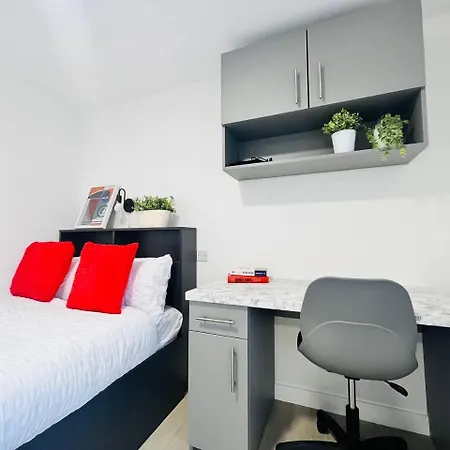 Chic Hideaway: Modern Studio In Stretford アパート マンチェスター