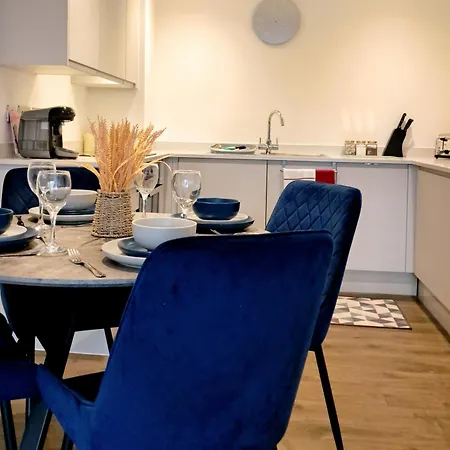 Apartmán Balcony, Waterfront, En-suite, Roof Terrace, Yogo Exercise Studio, City Views Salford Manchester