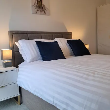 Apartmán Balcony, Waterfront, En-suite, Roof Terrace, Yogo Exercise Studio, City Views Salford Manchester