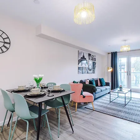 Deluxe New Build 2 Bedroom 2 Bathroom - Free Secure Parking 曼彻斯特