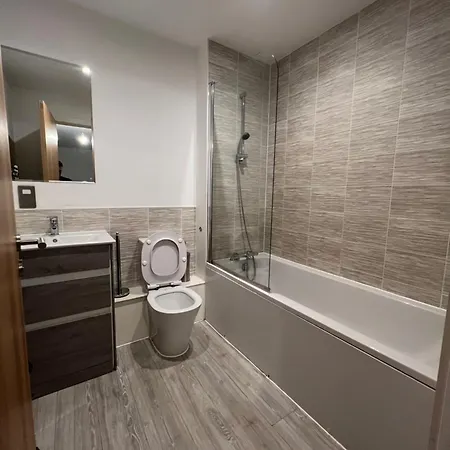Appartamento High End 2bed Duplex Apt With Top Floor Terrace Near City Centre Salford *