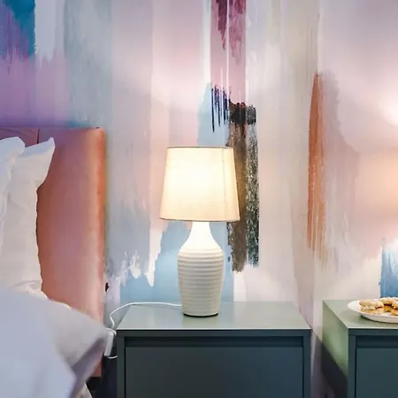 بيت للعطل 5 Bed Salford Sanctuary Retreat