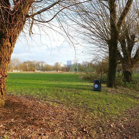 別荘 3x Parking Opposite Park Walk To Salford Uni Pass The Keys *