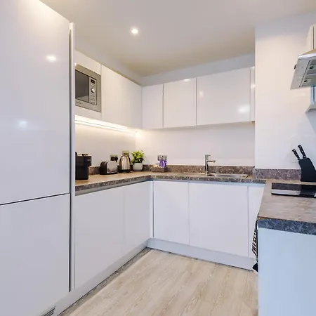 Apartamento Athena Suite: Mdn 2bd W/ Roof Terrace Mánchester