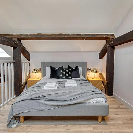Centre 3 Bedroom #41 * مانشستر