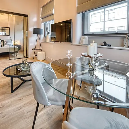 شقة Centre 3 Bedroom #41