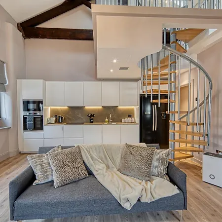 شقة Centre 3 Bedroom #41