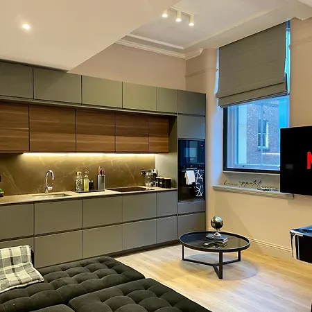 Stunning 2 Bed In Greater Manchester