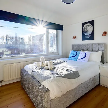 Serviced Northernnightzzz - The Bank