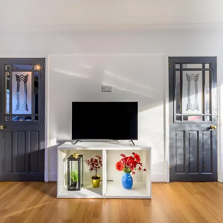 Serviced Northernnightzzz - The Bank