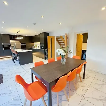 Feriehus Luxury 7 Bedroom House In Didsbury, Manchester