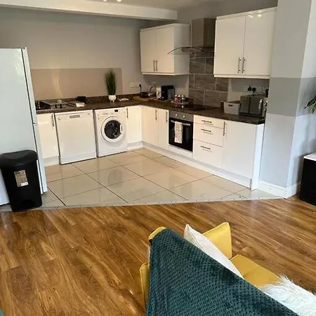 5 Bedroom House Lägenhet Manchester