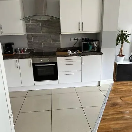 5 Bedroom House *
