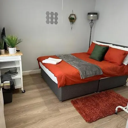 5 Bedroom House Lägenhet *