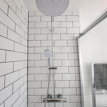 Hébergement de vacances Newly Renovated 5 Bed + 5 Bath! Manchester