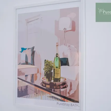 Feriehus Stylish Five Bedroom House By Purestay Short & Serviced Free Parking *