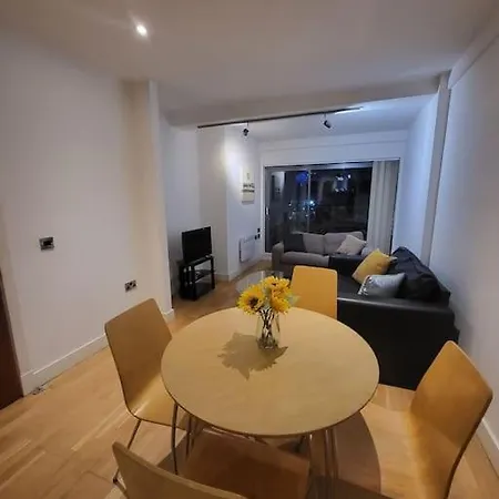 公寓 Striking 1 Bedroom *