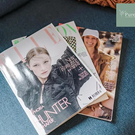 Spacious 5-bedroom Contractor House Sleeps 7 With Parking By Purestay *