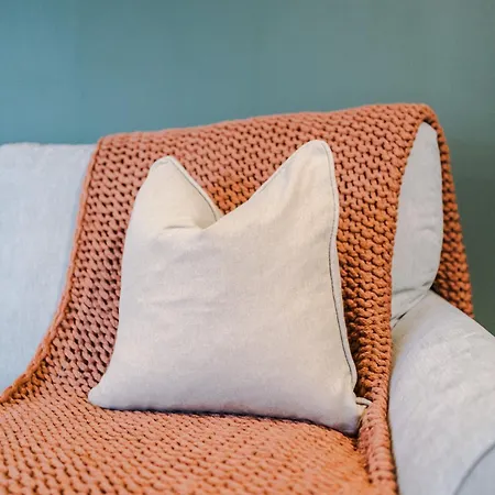 Beautiful House Near Etihad With Free Wifi & Parking- Sleeps 6 By Purestay 펜션 맨체스터