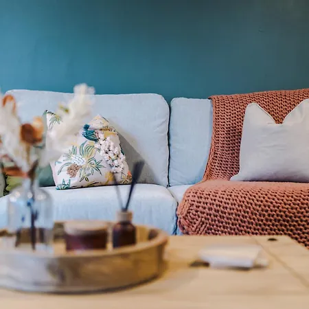 Beautiful House Near Etihad With Free Wifi & Parking- Sleeps 6 By Purestay * 맨체스터