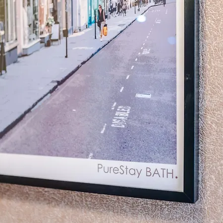 Beautiful House Near Etihad With Free Wifi & Parking- Sleeps 6 By Purestay 펜션