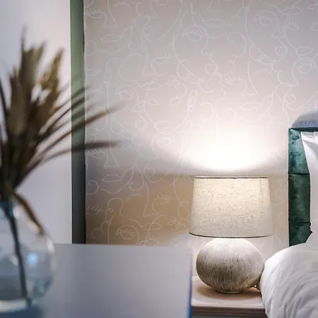 Beautiful House Near Etihad With Free Wifi & Parking- Sleeps 6 By Purestay 펜션 맨체스터