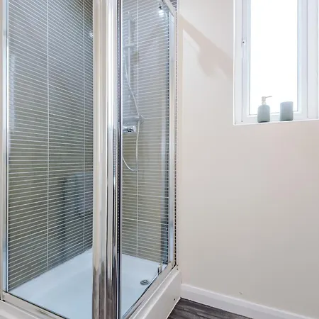 펜션 Beautiful House Near Etihad With Free Wifi & Parking- Sleeps 6 By Purestay 맨체스터