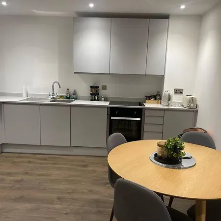 Апартаменты Luxury 2 Bedroom In The Heart Of *