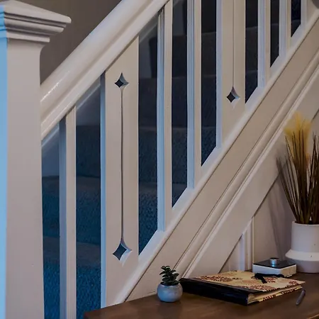 Spacious 5bed House In South - Pass The Keys * Manchester