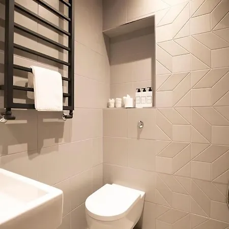 Appartement Hammock Heights! Hot Tub,private Garage,citycentre Manchester