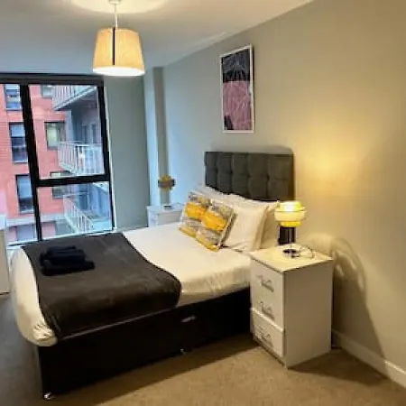 Cosy 1 Bed Sleeps 2 Apartament Manchester